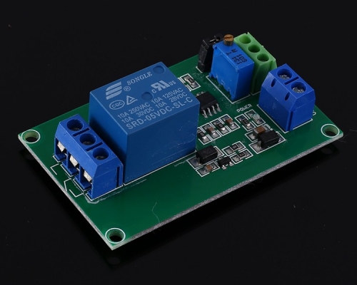 LM393 5V 1Bit Voltage Comparator Single Channel Relay Control Circuit Module